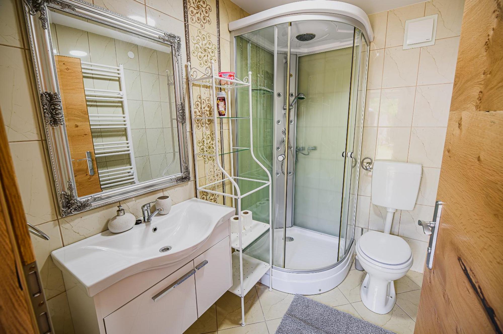 Eko Pony Ranch Ogrizek Apartment Podcetrtek Phòng bức ảnh